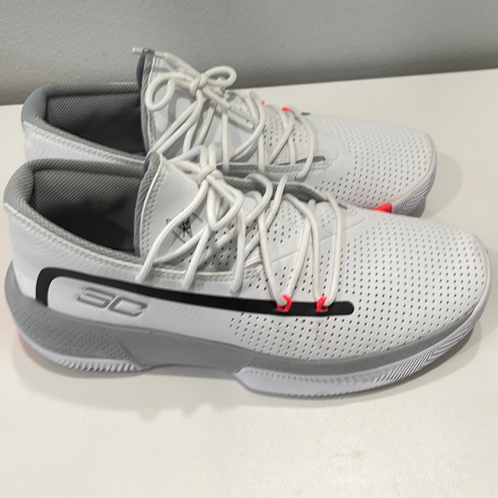 Under Armor faux perforated Leather white and orange detail sneakers size 9 men